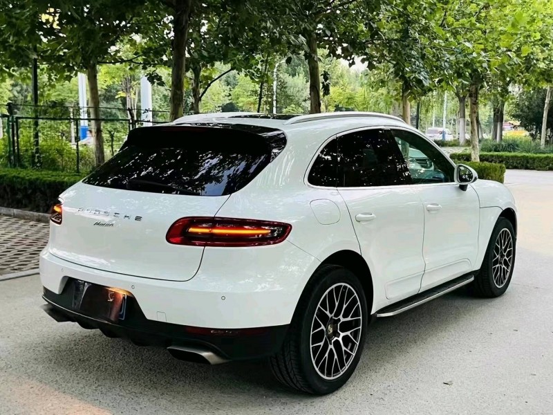 棗莊15年保時捷Macan9