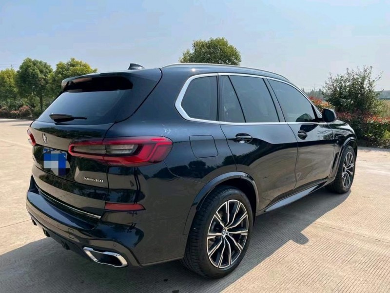 盐城19年宝马X56