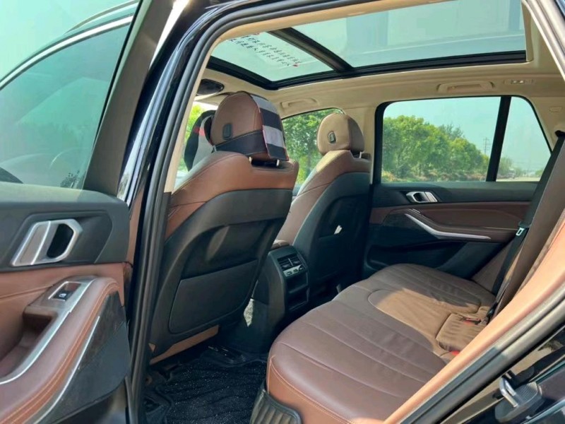 盐城19年宝马X54