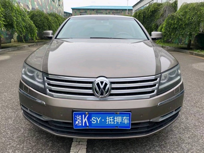 沈阳13年大众辉腾1
