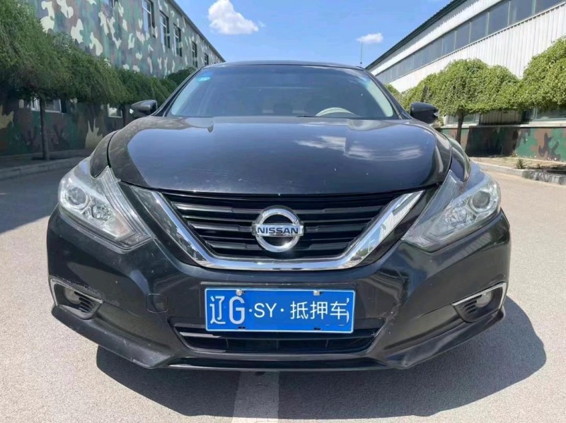 沈阳17年日产天籁1