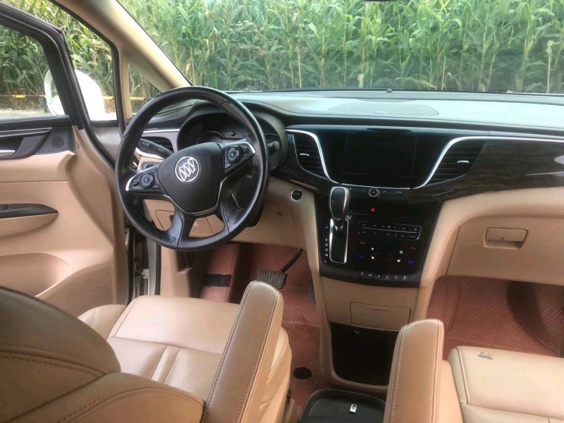 徐州17年别克GL85