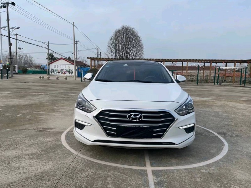 徐州18年现代名图1