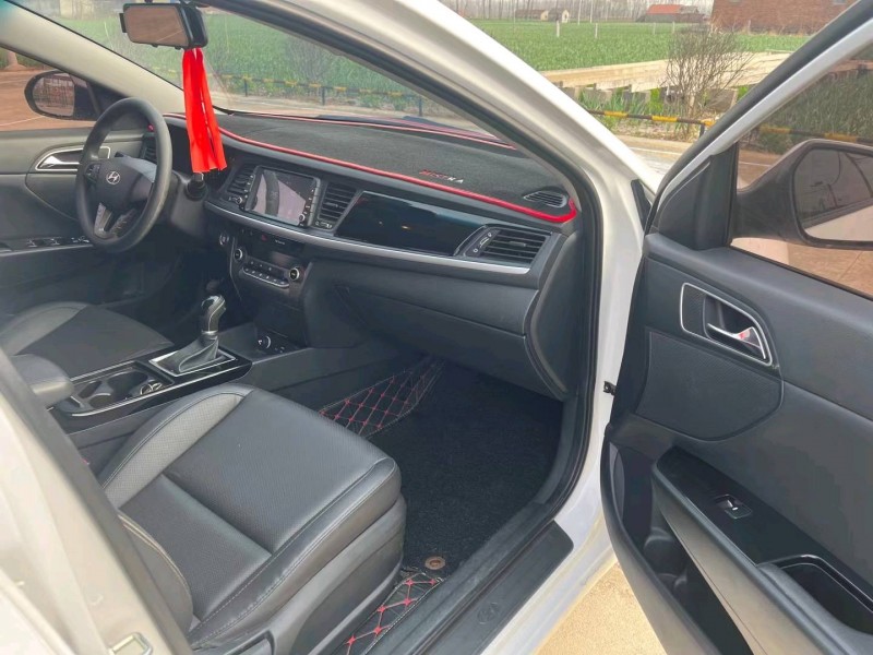 徐州18年现代名图7