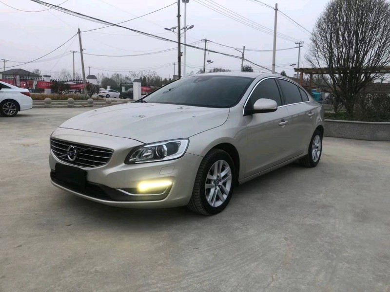 徐州17年沃尔沃S60L8