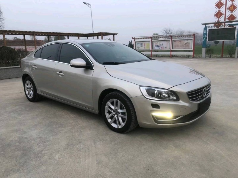 徐州17年沃尔沃S60L7