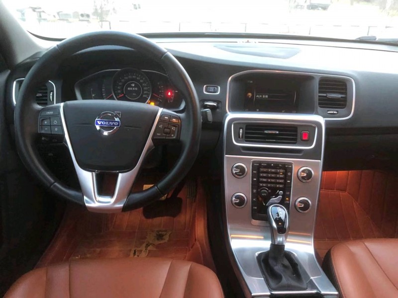 徐州17年沃尔沃S60L5