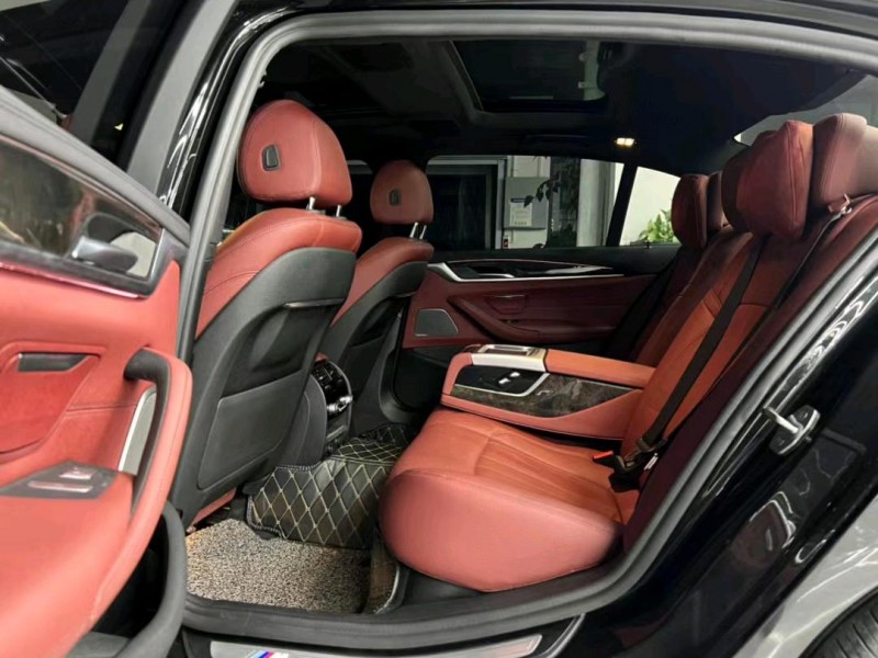 东莞19年宝马5系4