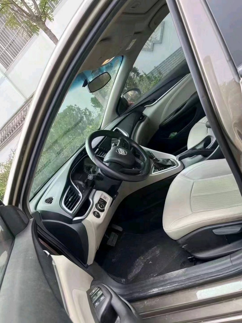 东营17年别克英朗GT5