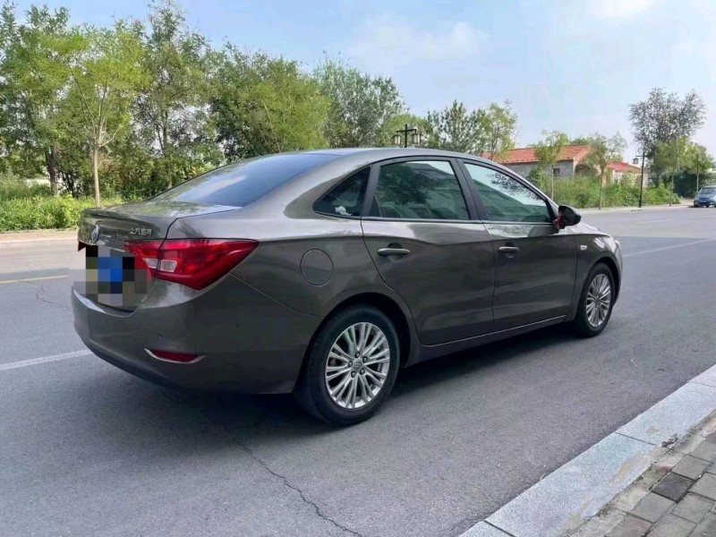 东营17年别克英朗GT7