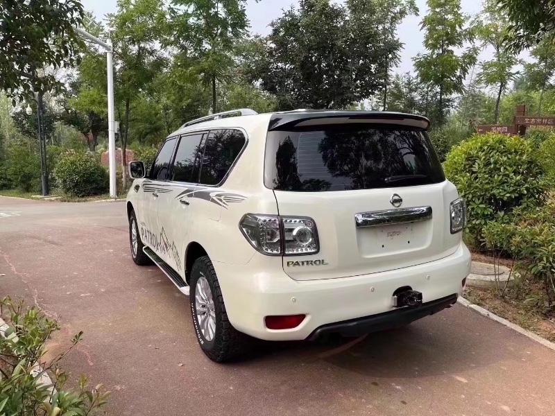 太原18年日產途樂5