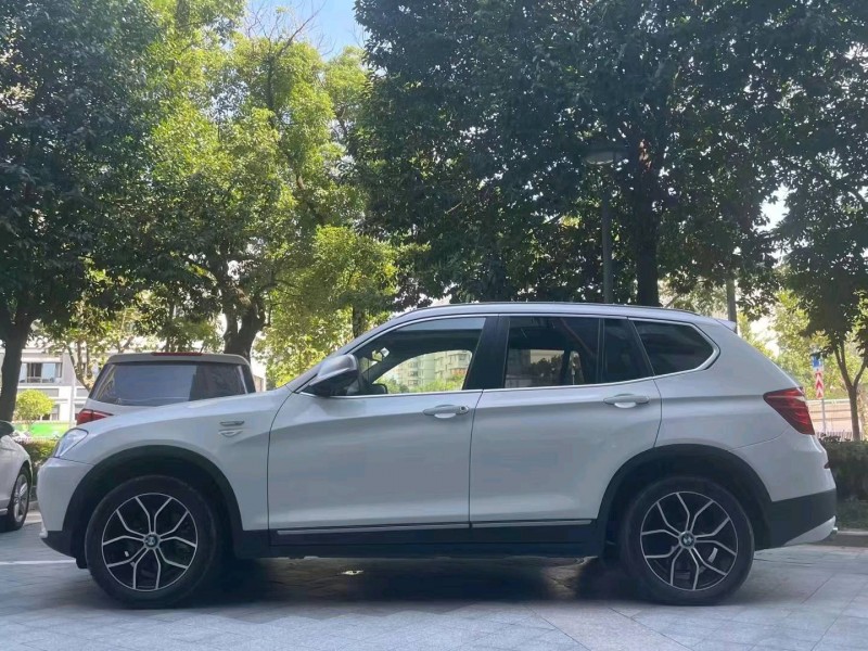 东营11年宝马X32