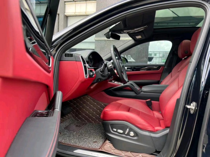 东莞21年保时捷卡宴3