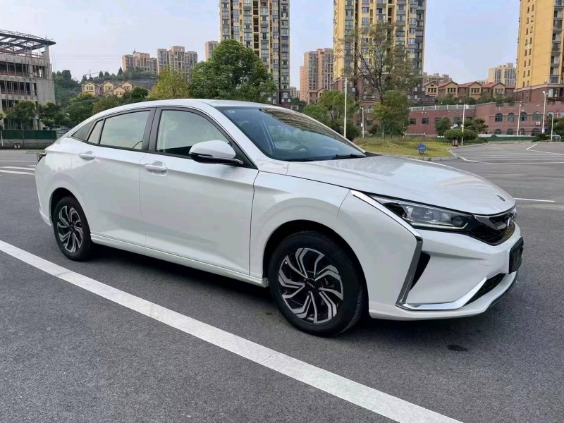 北京22年东风奕炫3