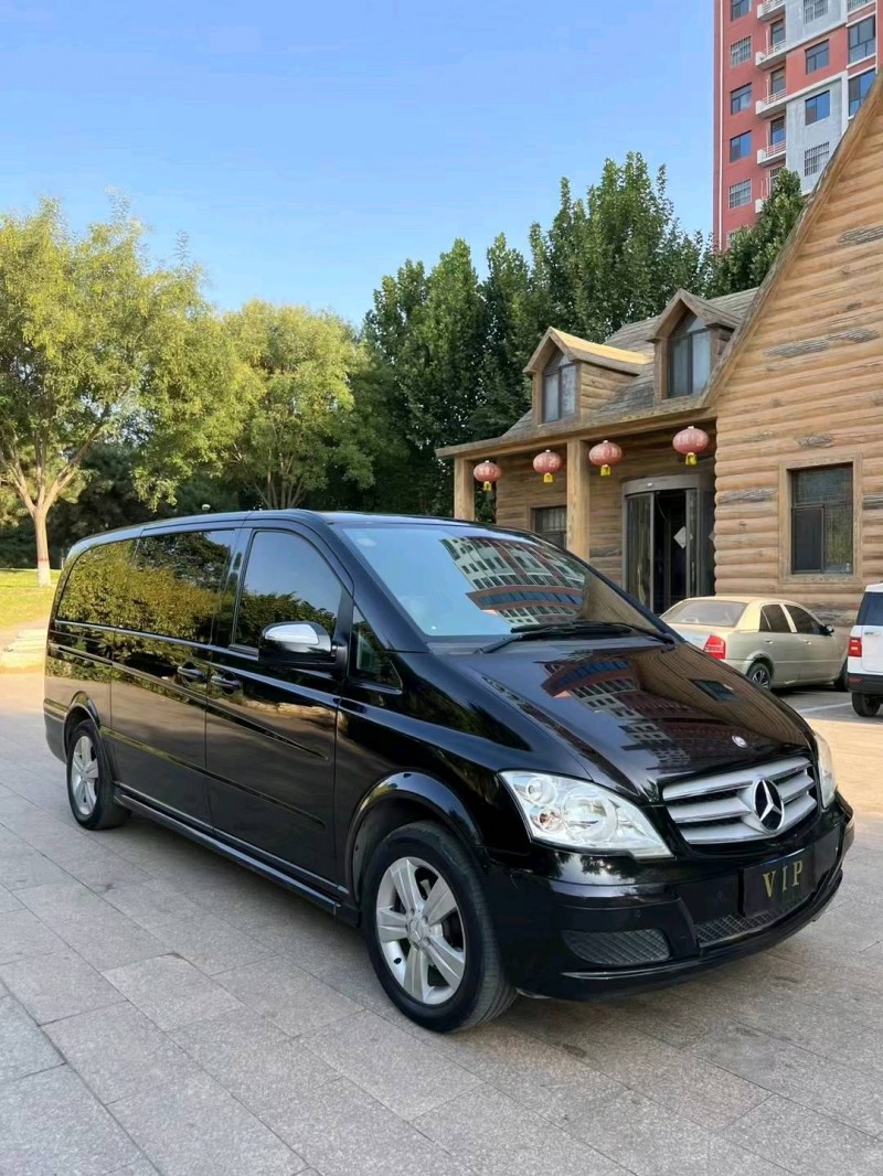 邢台16年奔驰唯雅诺2