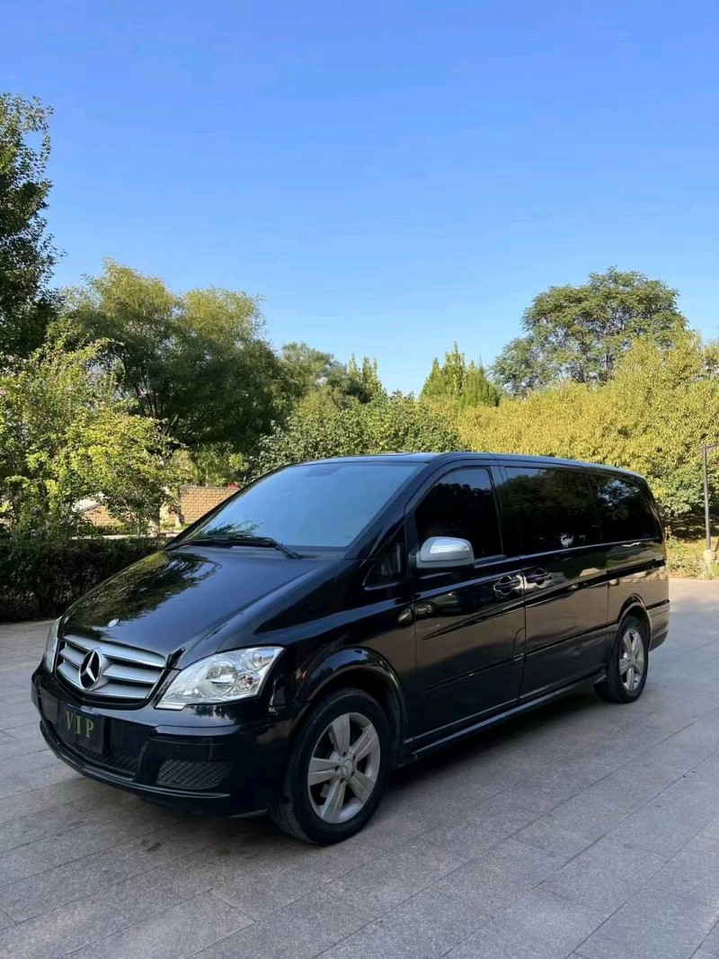 邢台16年奔驰唯雅诺3