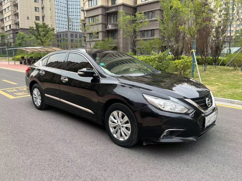 徐州18年日产天籁4