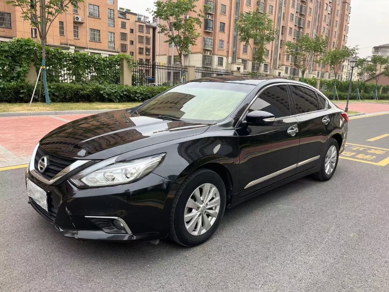 徐州18年日产天籁9