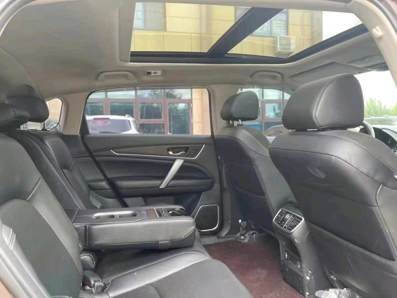 济南17年本田冠道3