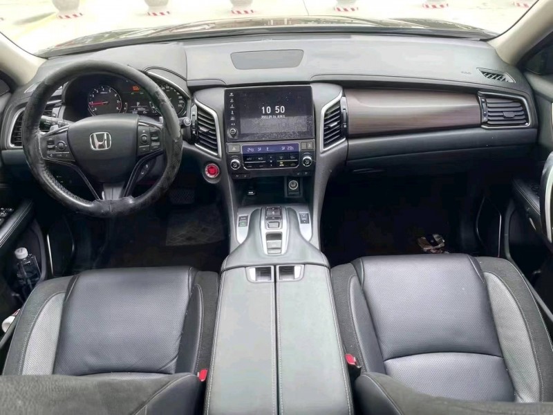 济南17年本田冠道2