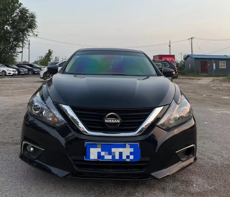 北京17年日产天籁1