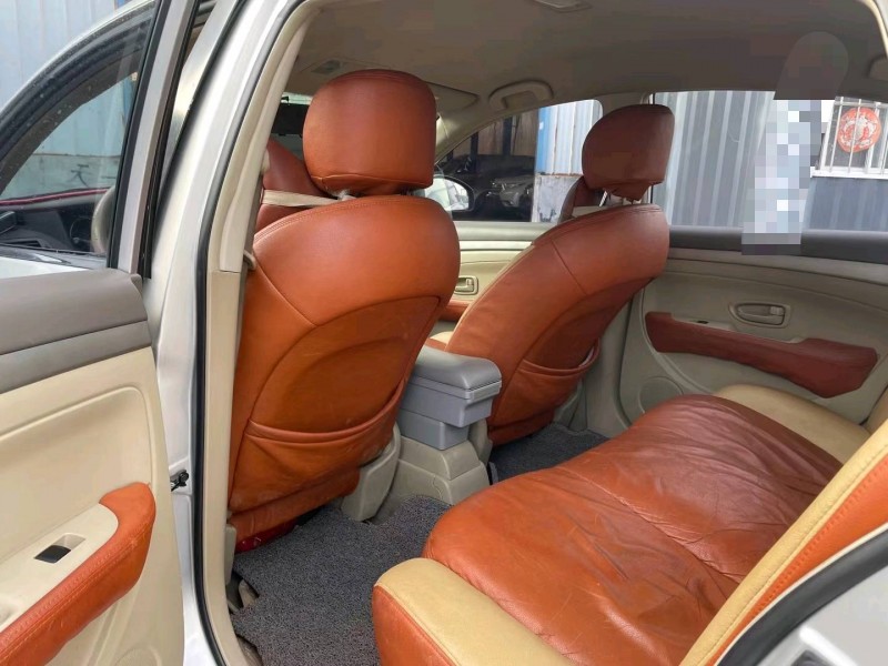 济宁14年日产轩逸5