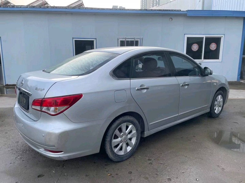 济宁14年日产轩逸2