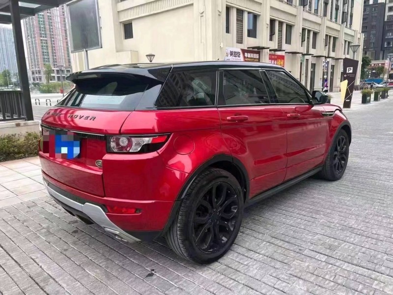 重庆14年路虎极光4