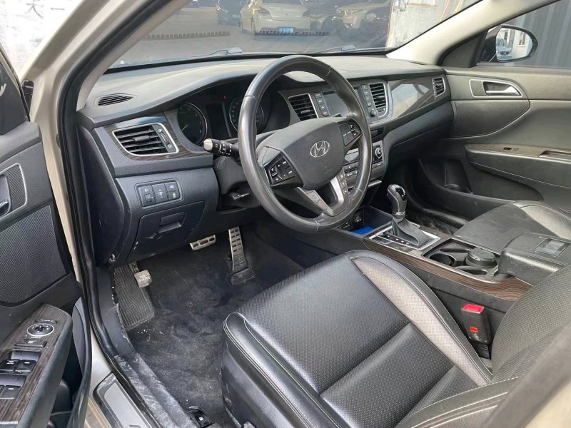 济宁16年现代名图4