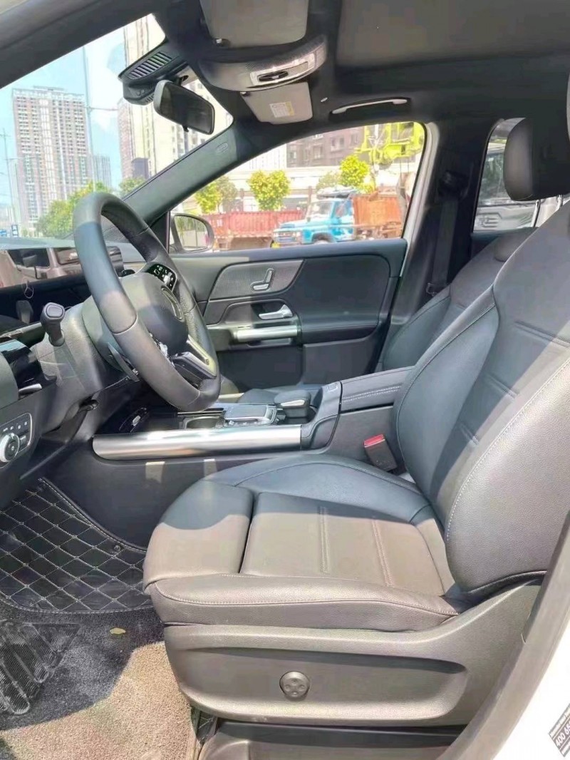 重庆21年奔驰GLA4