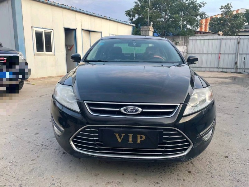 济宁12年福特蒙迪欧-致胜1