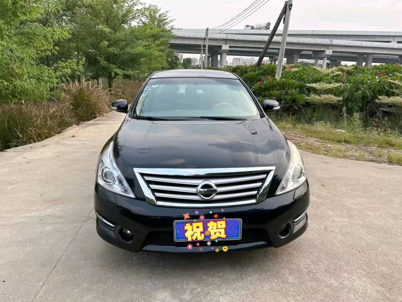 广州11年日产天籁1