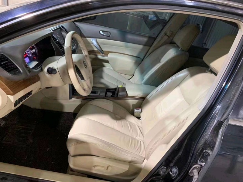 济南12年日产天籁8