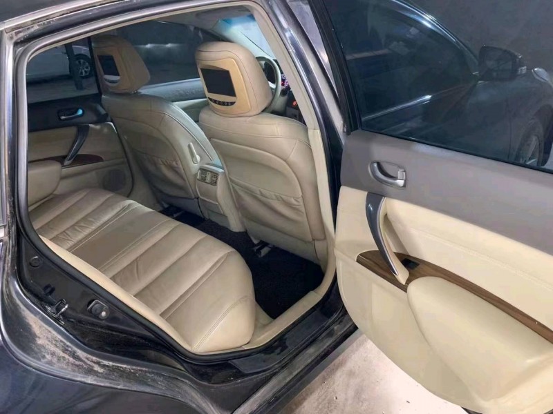 济南12年日产天籁9