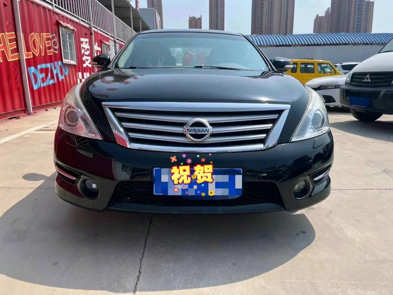 济南12年日产天籁8