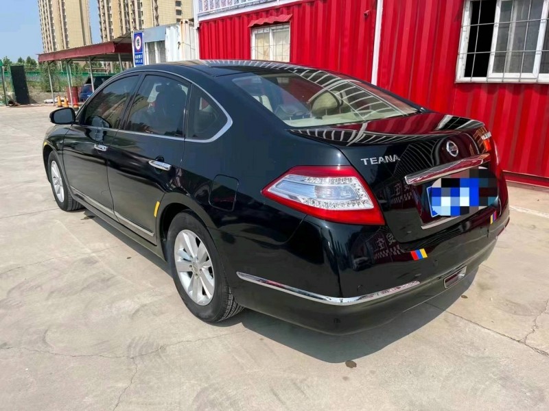 济南12年日产天籁6