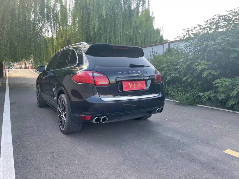 煙臺11年保時捷卡宴6