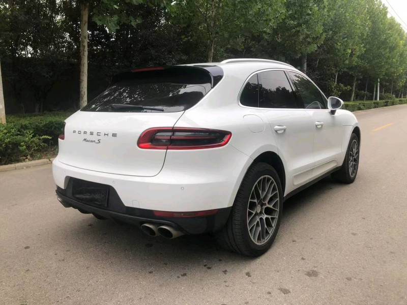 鹽城16年保時捷Macan5