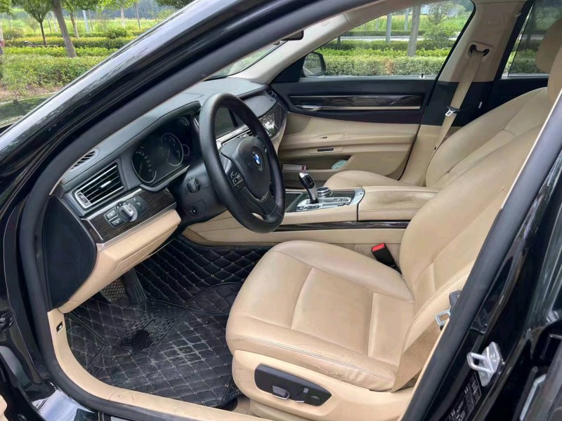 济宁15年宝马7系4