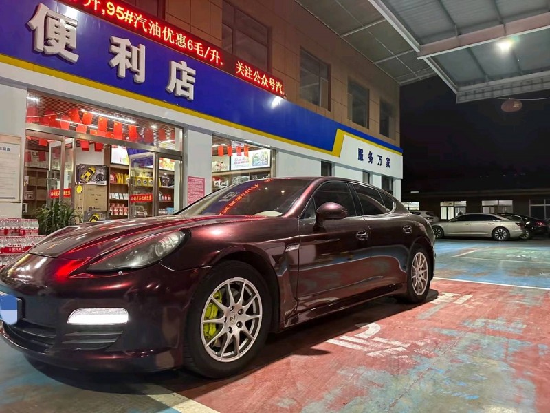青島11年保時捷帕拉梅拉2
