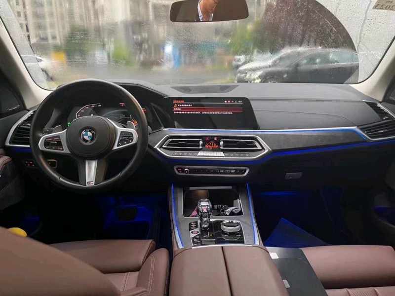 盐城21年宝马X58