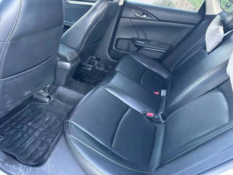 宜春19年本田思域8