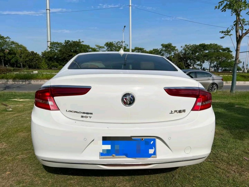 泰州16年别克君越2