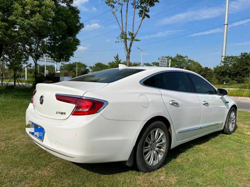 泰州16年别克君越1