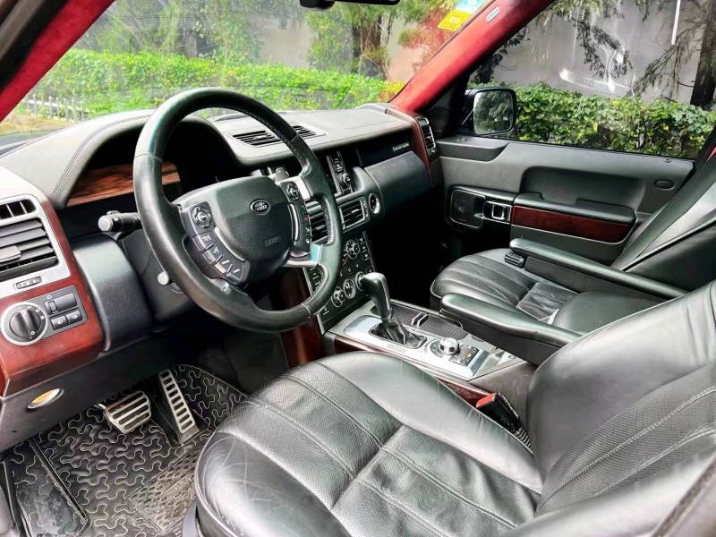 东营11年路虎揽胜行政7