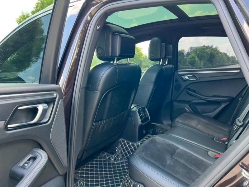 盐城17年保时捷Macan7