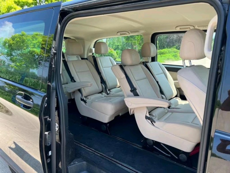 盐城20年奔驰威霆7