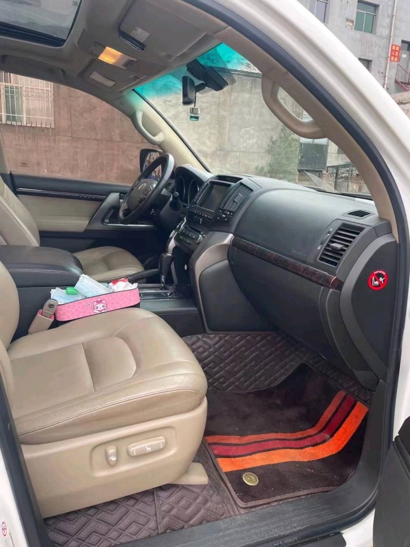 徐州12年丰田兰德酷路泽8