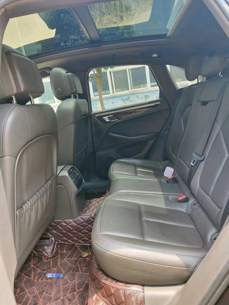 北京15年保时捷Macan2