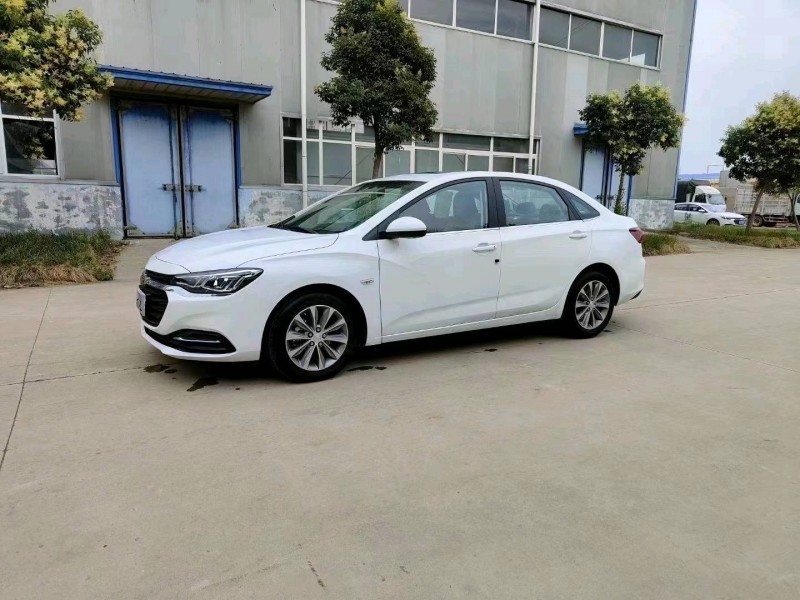 北京22年雪佛兰科鲁泽2